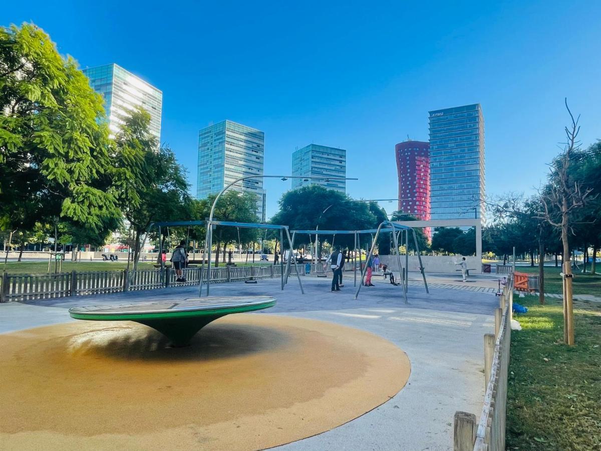 Fira De Barcelona City View Apartment With Garage Parking Οσπιταλέτ ντε Λιοβρεγάτ Εξωτερικό φωτογραφία