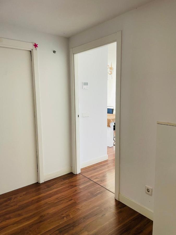 Fira De Barcelona City View Apartment With Garage Parking Οσπιταλέτ ντε Λιοβρεγάτ Εξωτερικό φωτογραφία